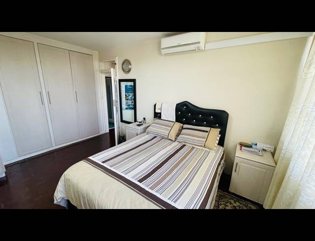 2 BEDROOM APARTMENT FOR SALE IN WESTRIDGE